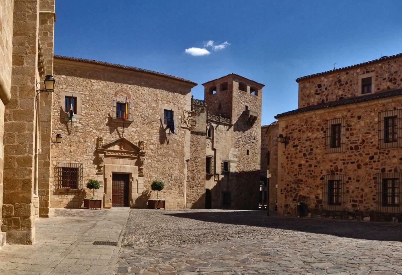Adama Apartamento Turistico Caces 외부 사진
